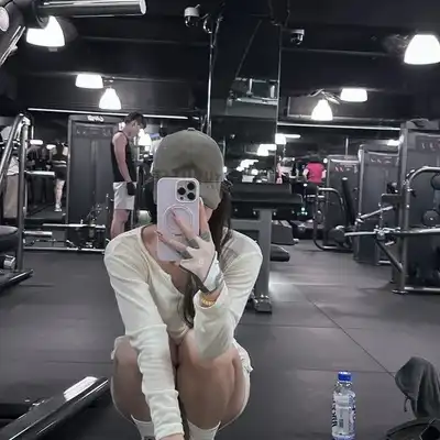 胡铭